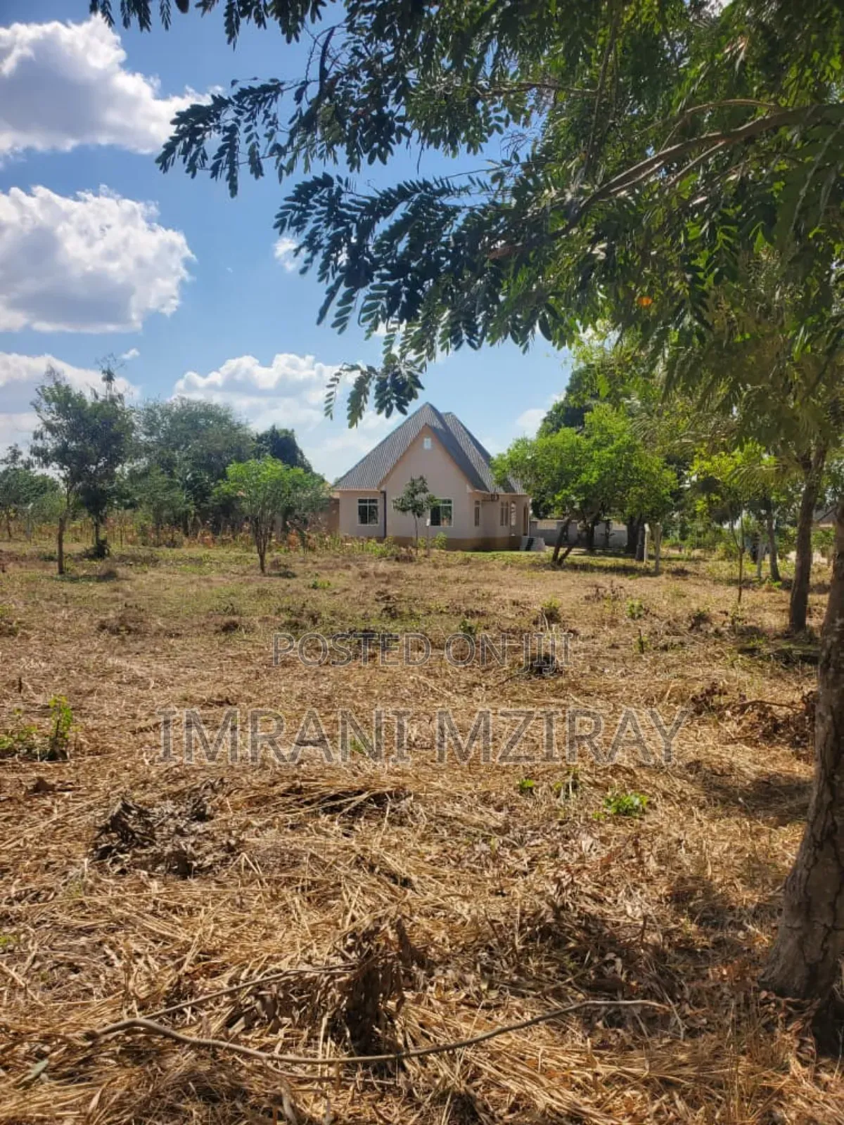 Bweeni_bahari Beach Plot 200mil TSH in Bweni