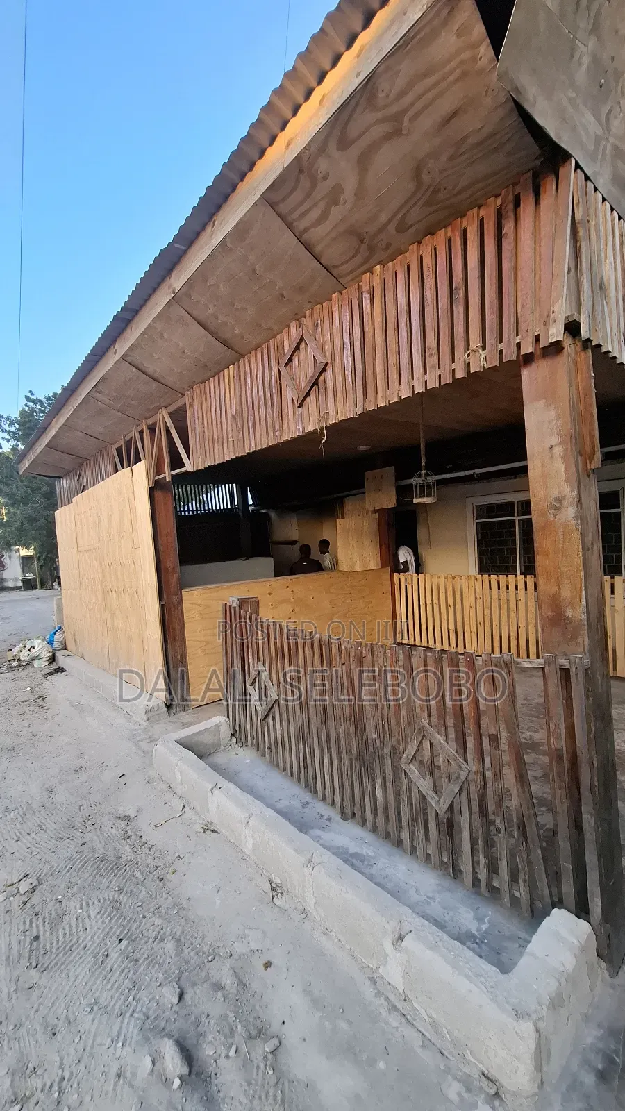 Restaurant Rent at Mwenge Lufungira in Kinondoni