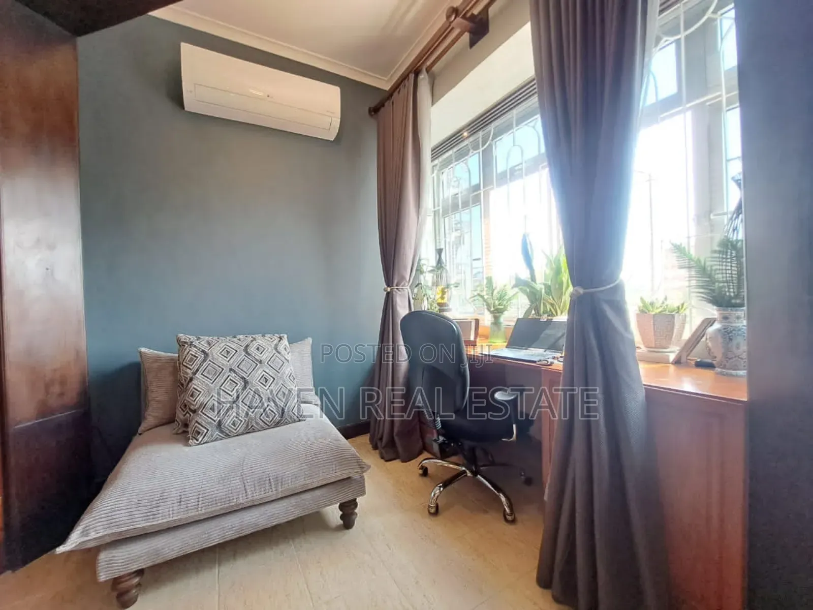 Furnished 3bdrm Apartment in Kisutu for rent in Kisutu
