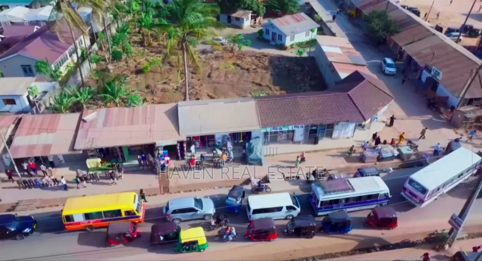Commercial Corner Plot Inauzwa Tegeta Nyuki in Kinondoni