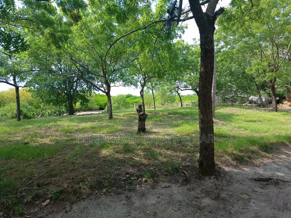 1st Line Plot From the Sea for Sale in Kunduchi in Kunduchi