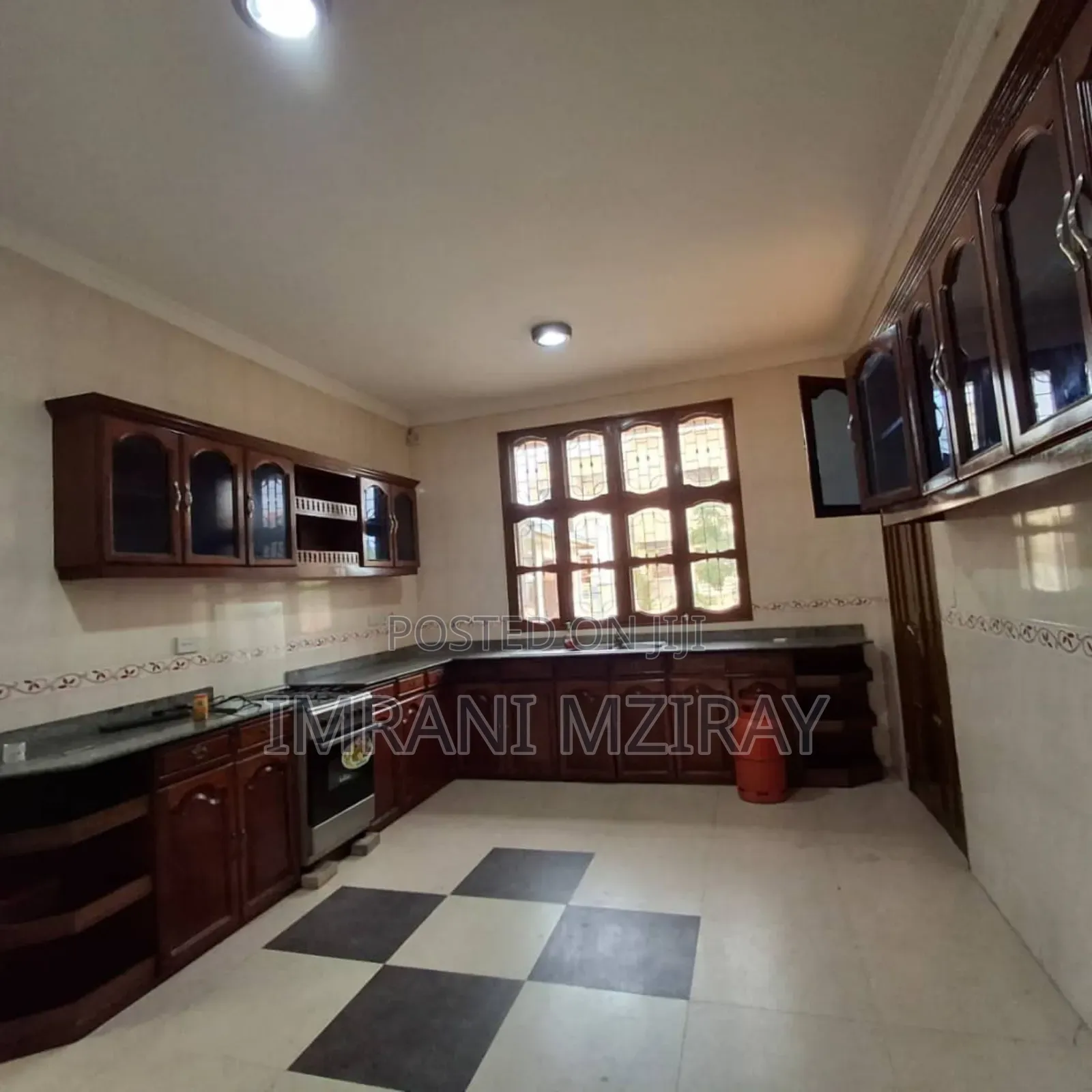 3bdrm Apartment in Kariakoo for rent in Kariakoo