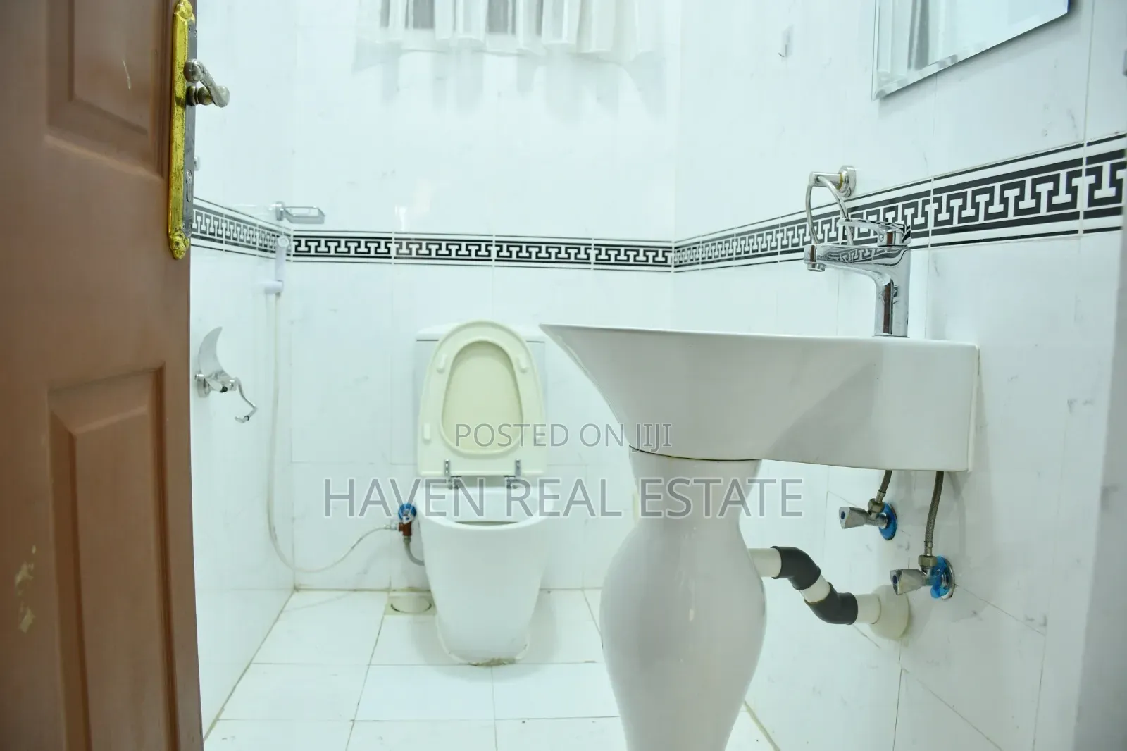 Furnished 3bdrm Villa in Masaki for rent in Masaki