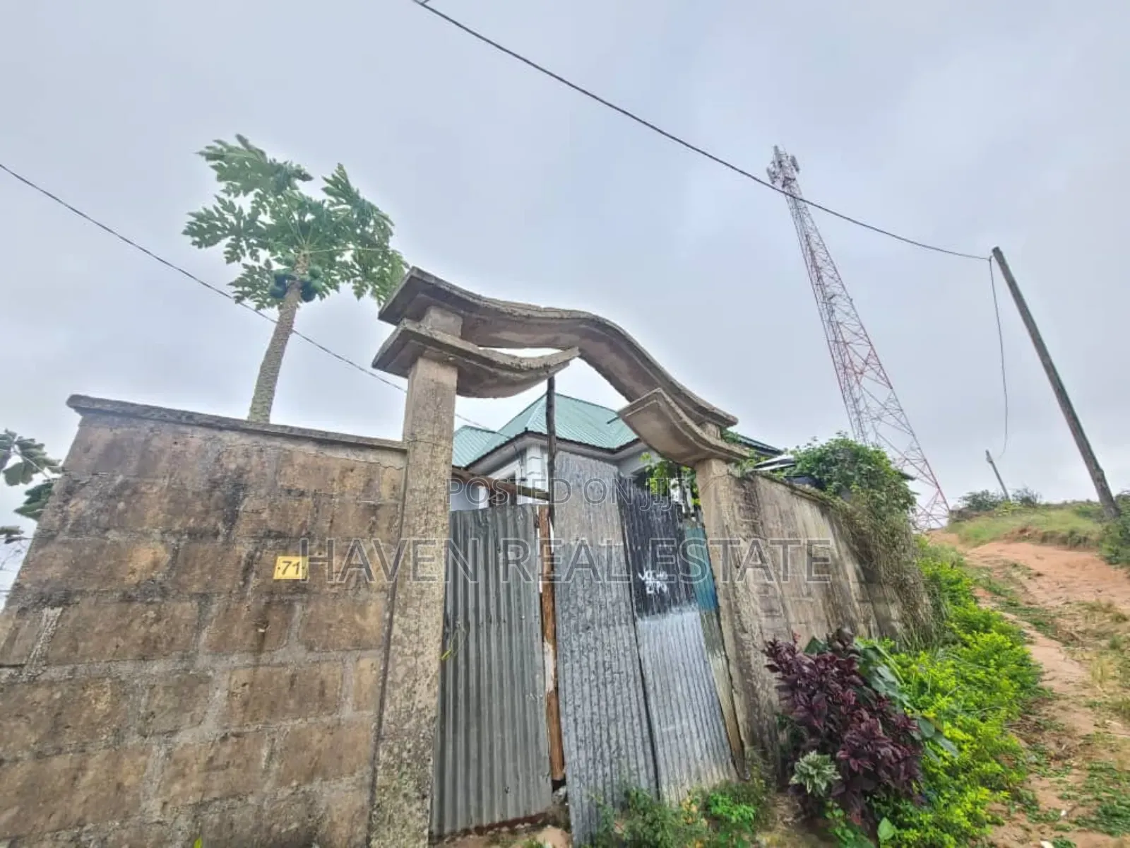 3bdrm House in Mbezi for sale in Mbezi