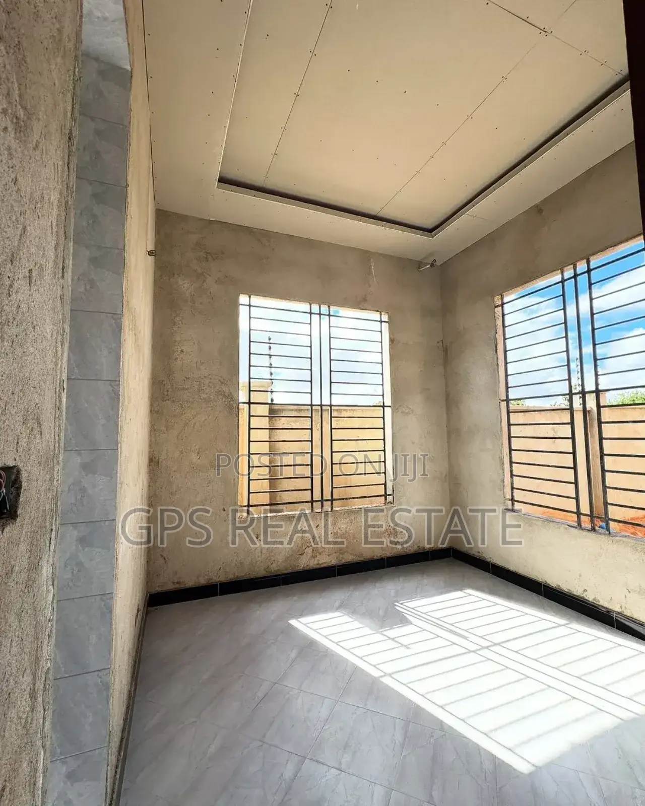 8bdrm Apartment in Kisasa, Dodoma Rural for sale in Dodoma Rural