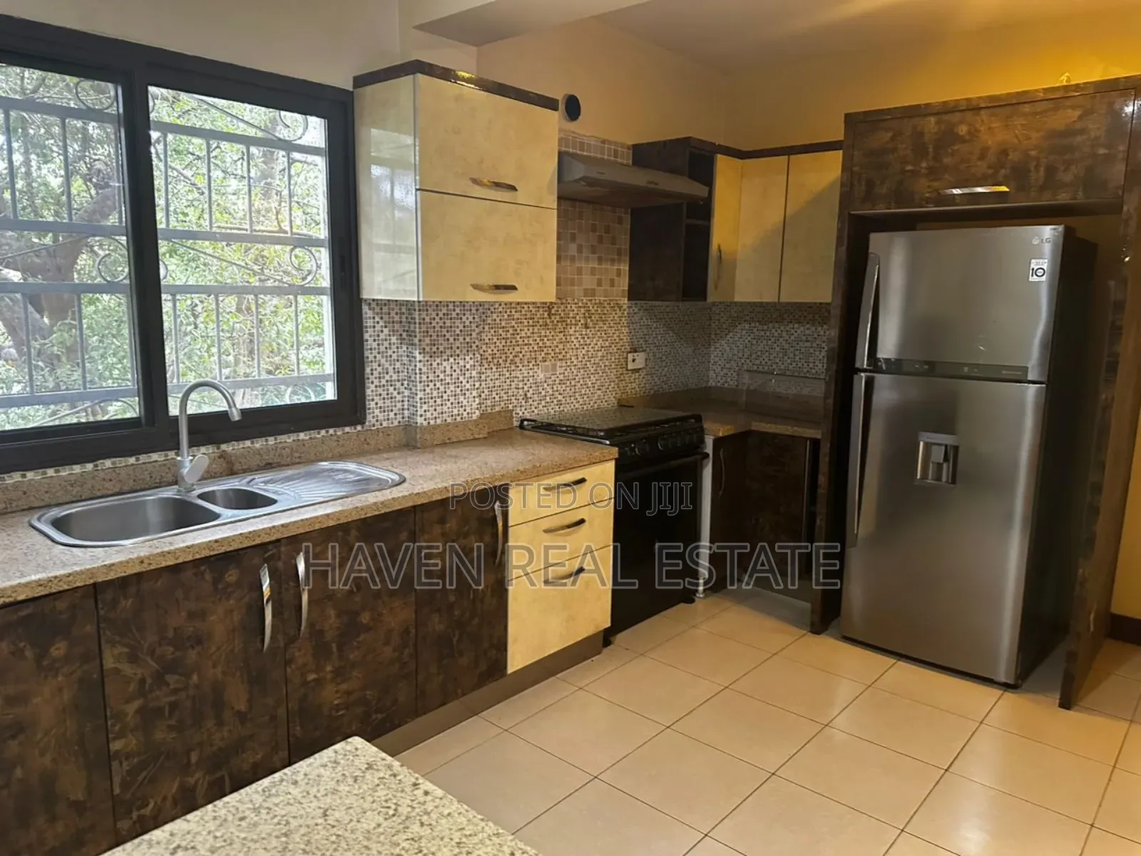 5bdrm House in Oyster Bay for rent in Oyster Bay