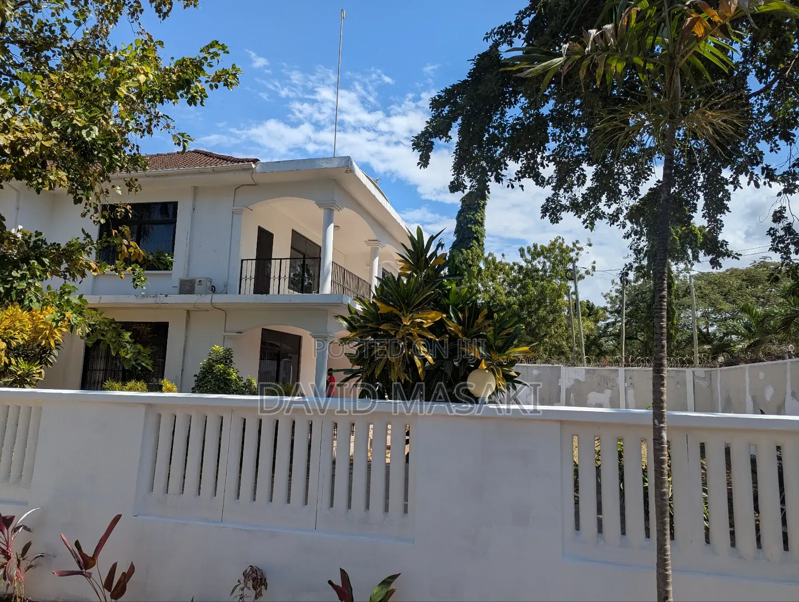 4bdrm House in 2 Villas, Masaki for rent in Masaki