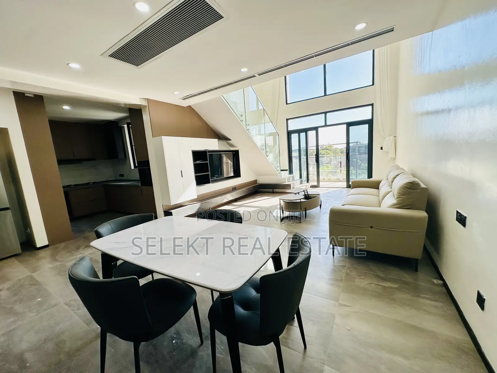 Furnished 2bdrm Duplex in Oyster Bay for rent in Oyster Bay