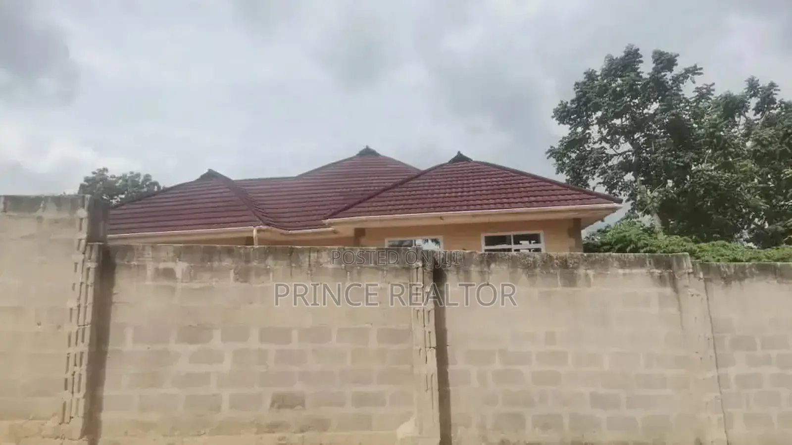3bdrm House in Changanyikeni, Kinondoni for sale in Kinondoni
