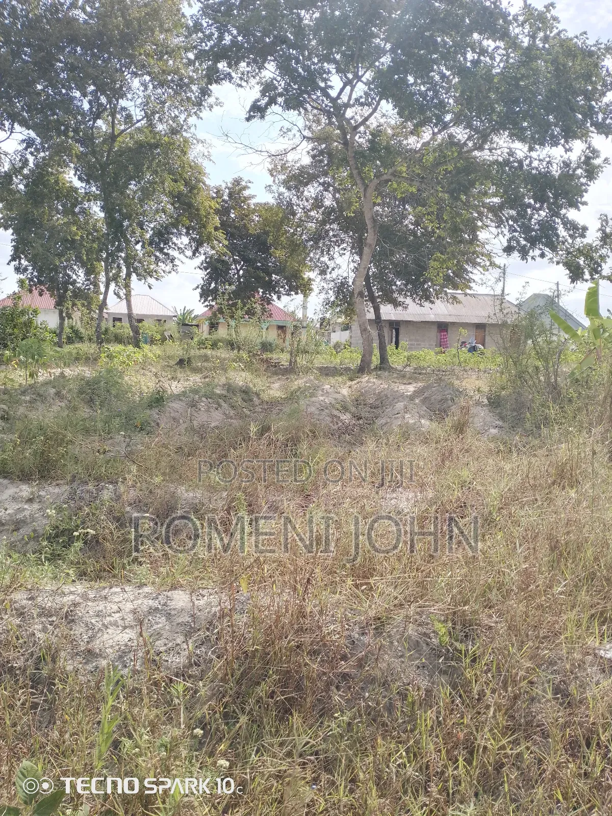Kiwanja Kinauzwa Milioni 9.5 Ukonga Majohe Viwege. in Ilala