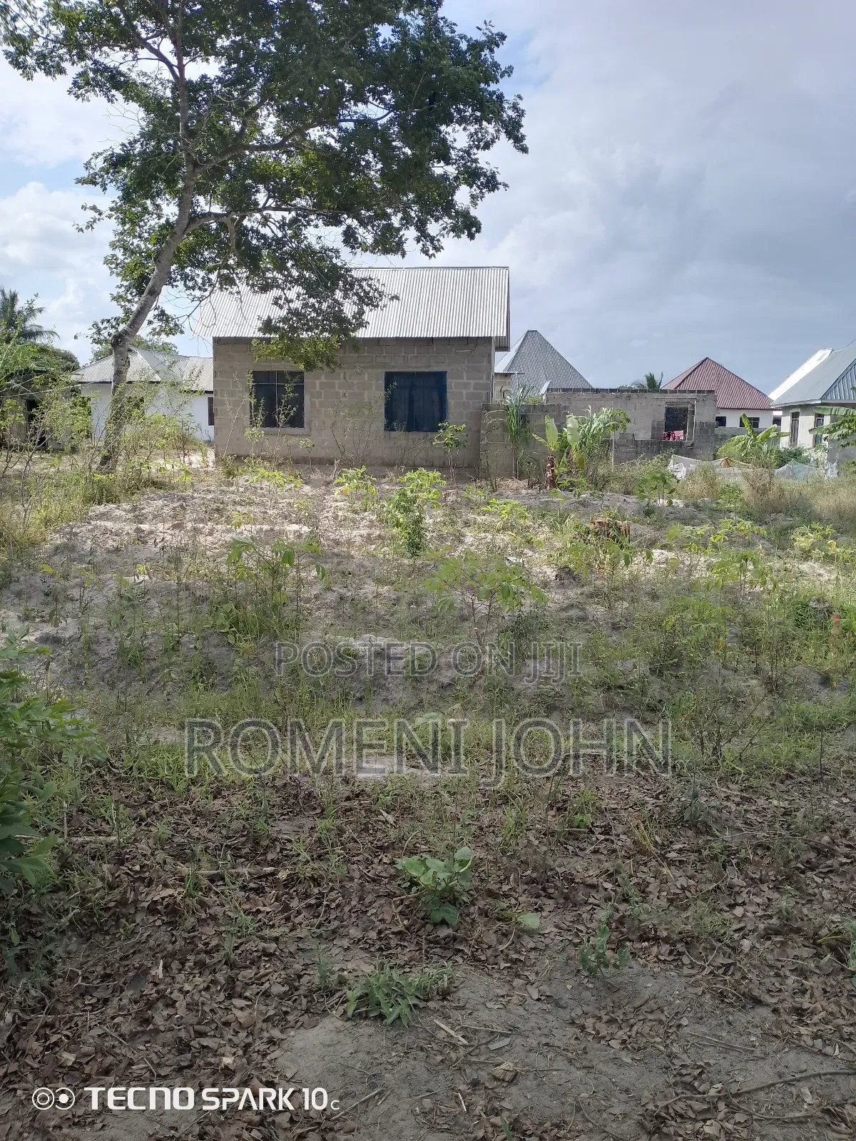 Kiwanja Kinauzwa Milioni 9.5 Ukonga Majohe Viwege. in Ilala
