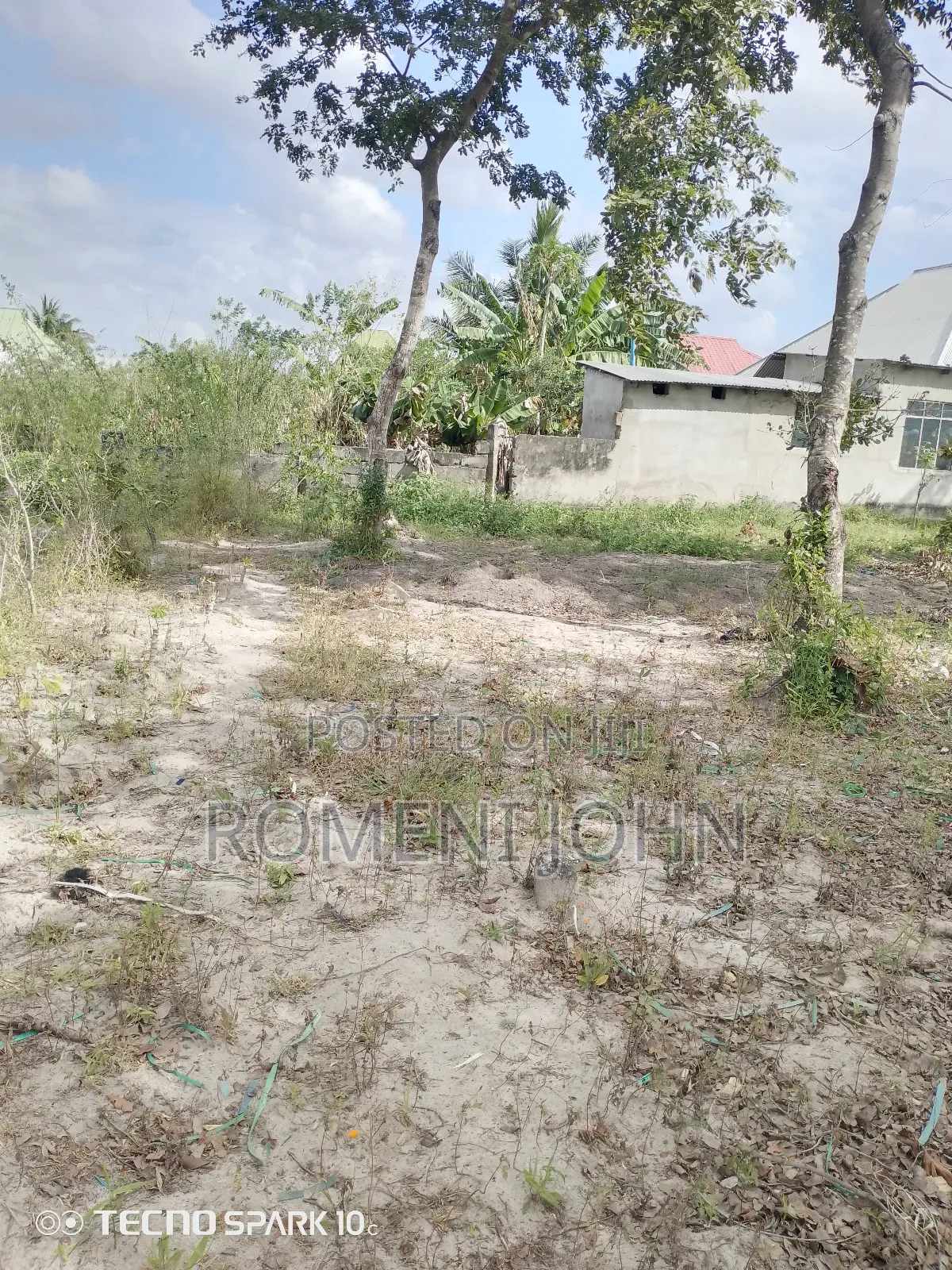 Kiwanja Kinauzwa Milioni 7.5 Ukonga Majohe Viwege. in Ilala