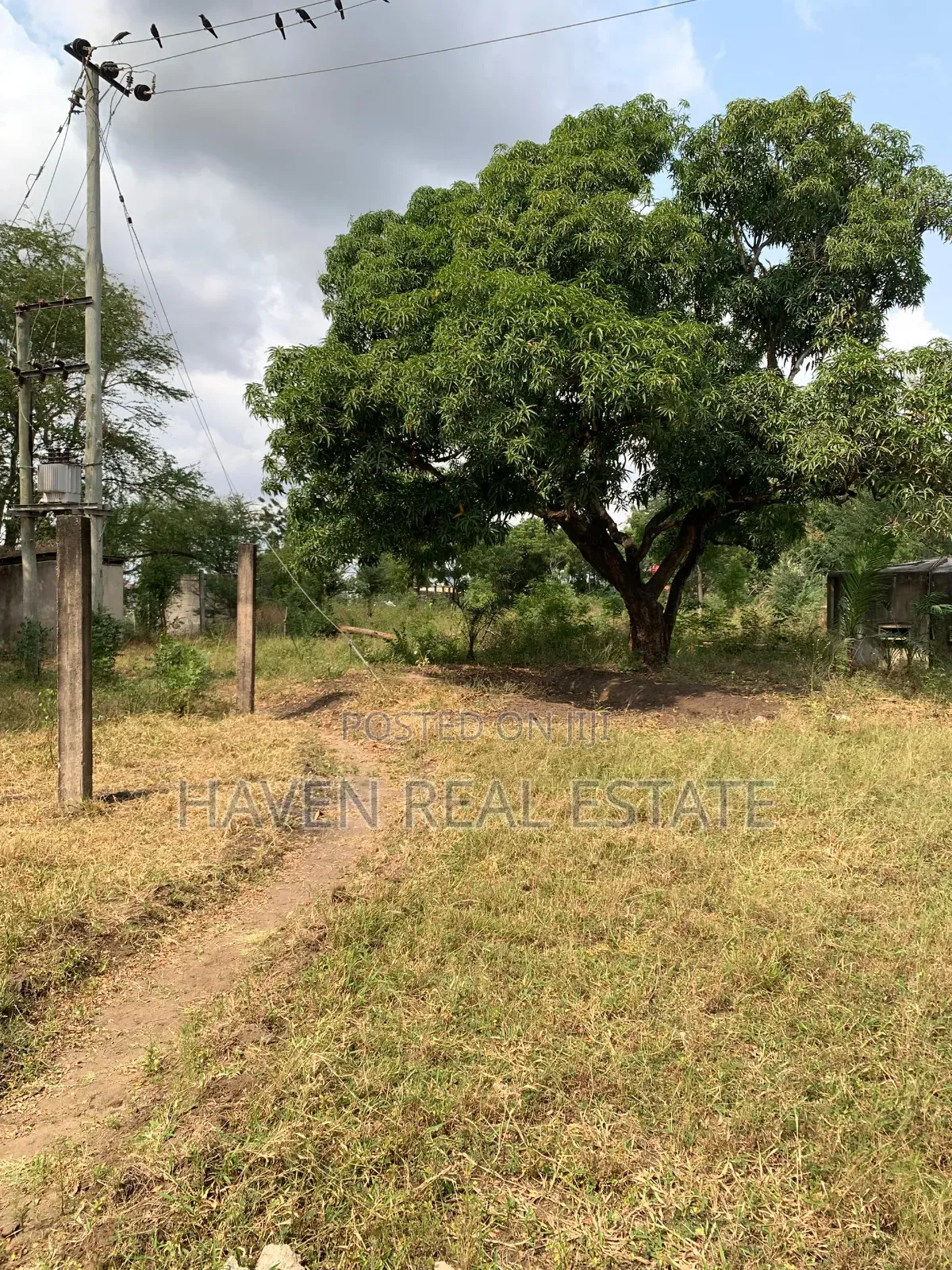 Eneo Linauzwa Mbezi Beach in Mbezi Beach