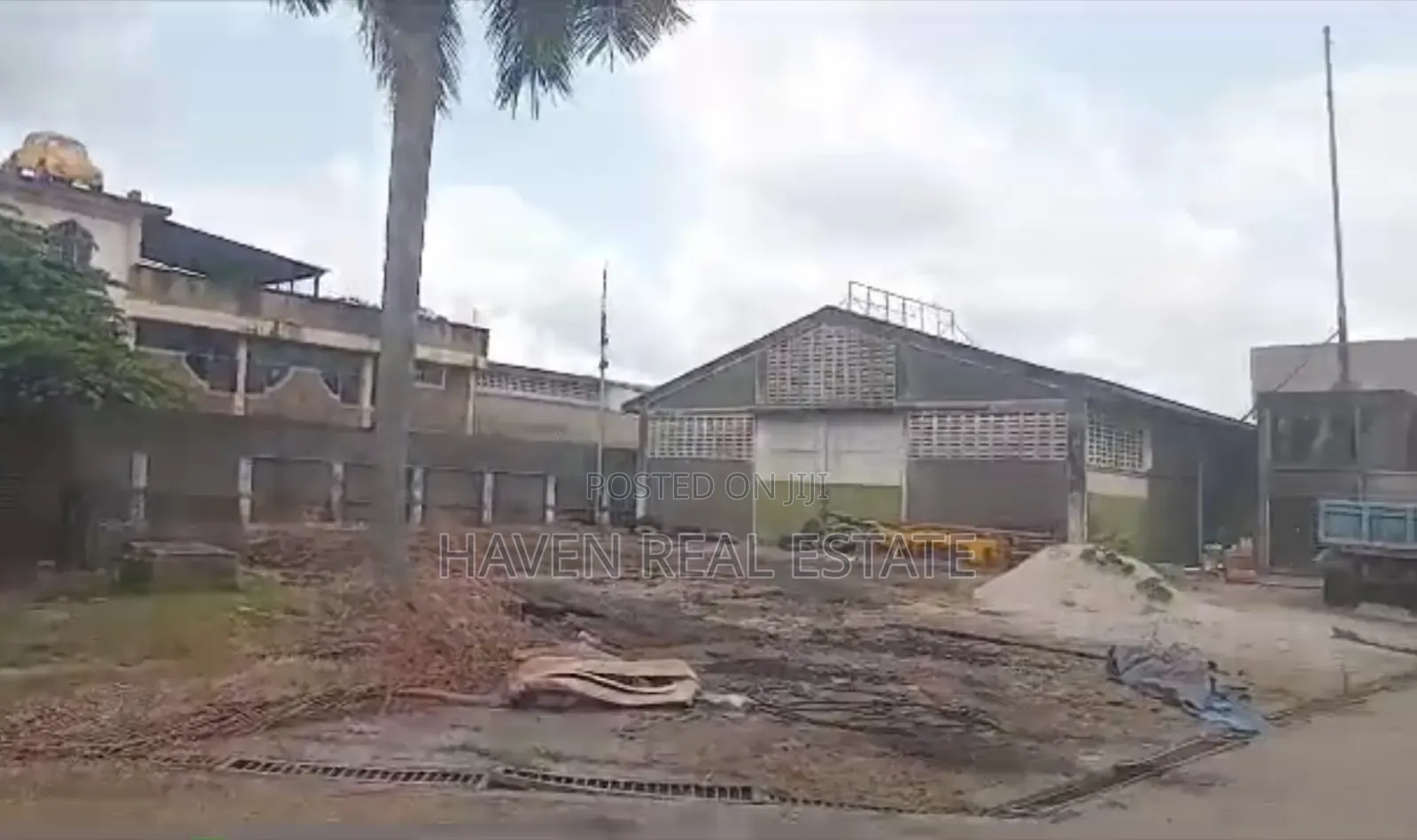 Godown for Rent at Pugu Road in Pugu