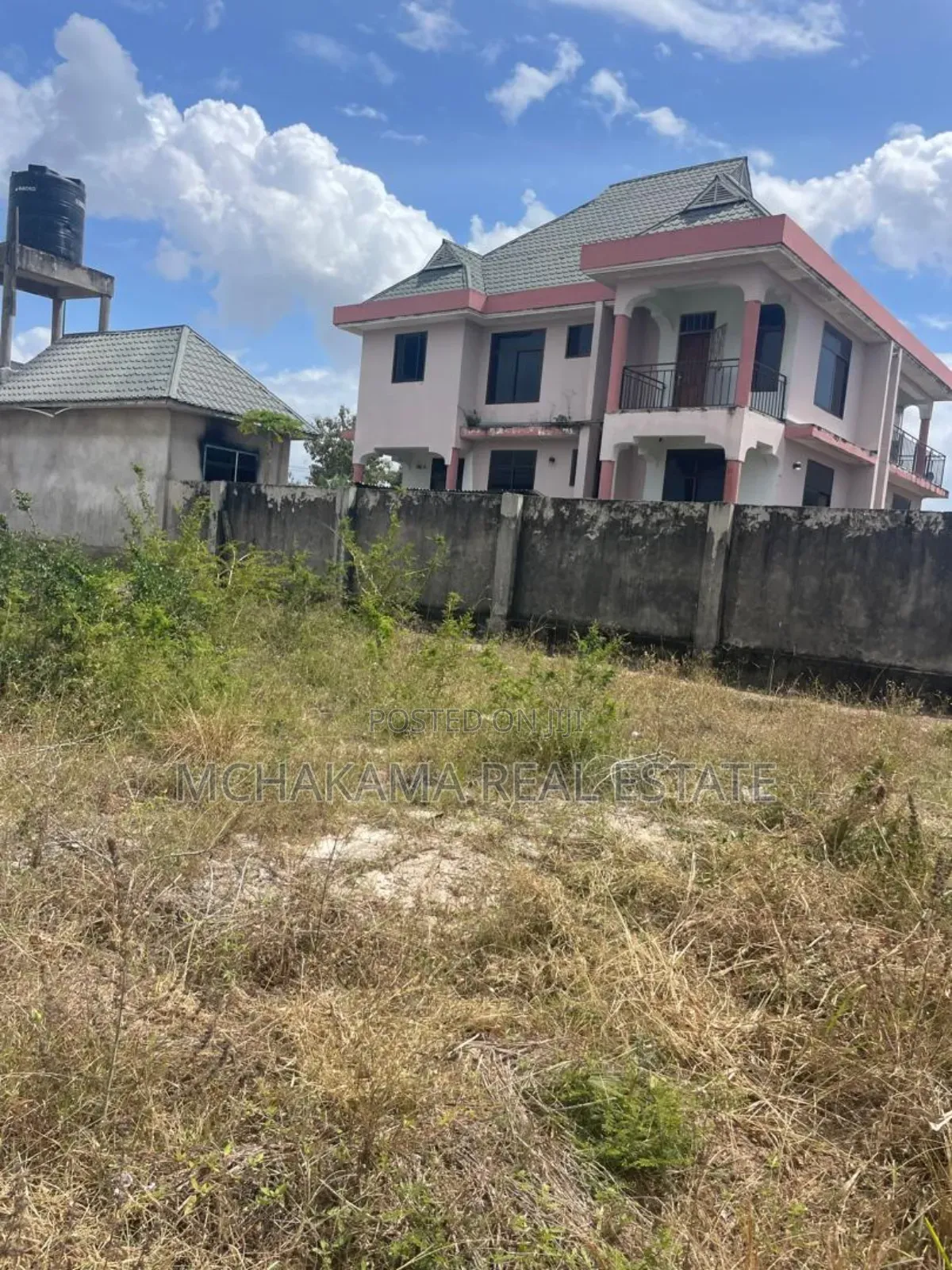 6bdrm Block of Flats in Yusuph Mchakama, Kigamboni for sale in Kigamboni