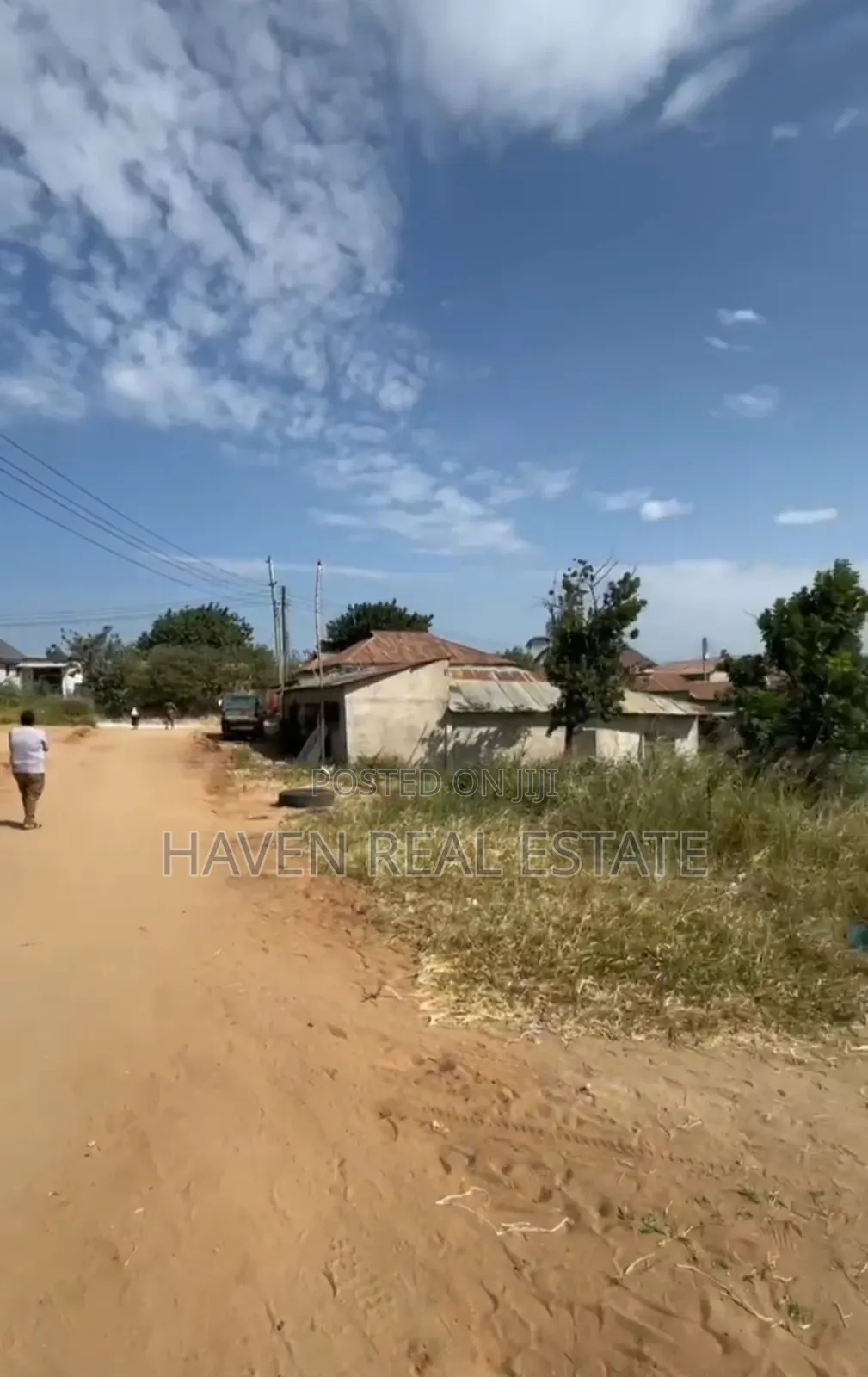 Kiwanja Kinauzwa Kimara Mwisho in Kimara