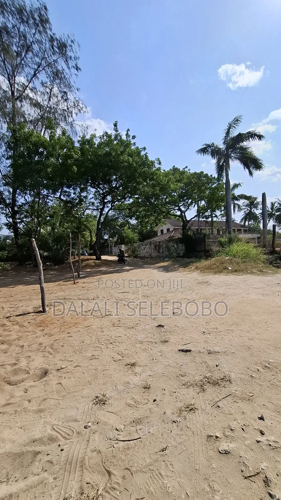 Beach House With Plot 2gether Overlooking Sea in Mbezi Beach