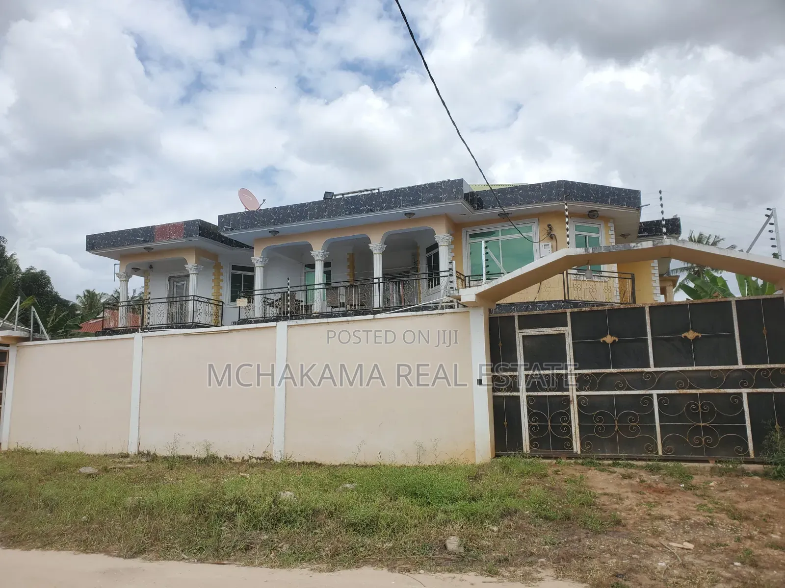 4bdrm Block of Flats in Yusuph Mchakama, Kigamboni for sale in Kigamboni