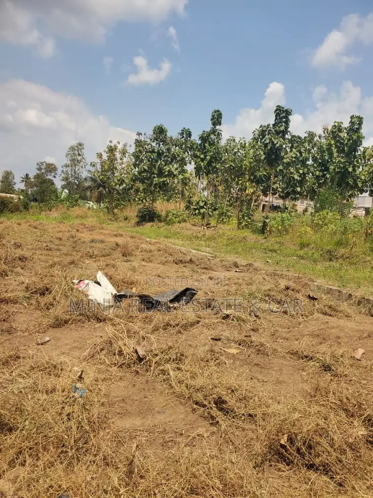 Kiwanja Kinauzwa Madale Mkoroshini in Goba
