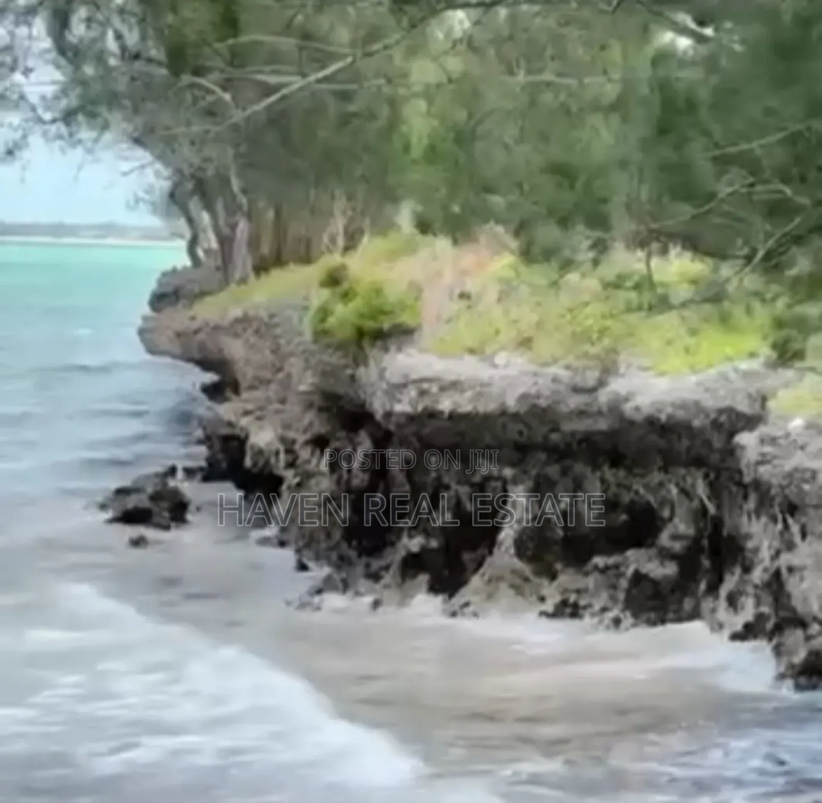 Beach Cliff for Sale at Zanzibar Uroa in Unguja South