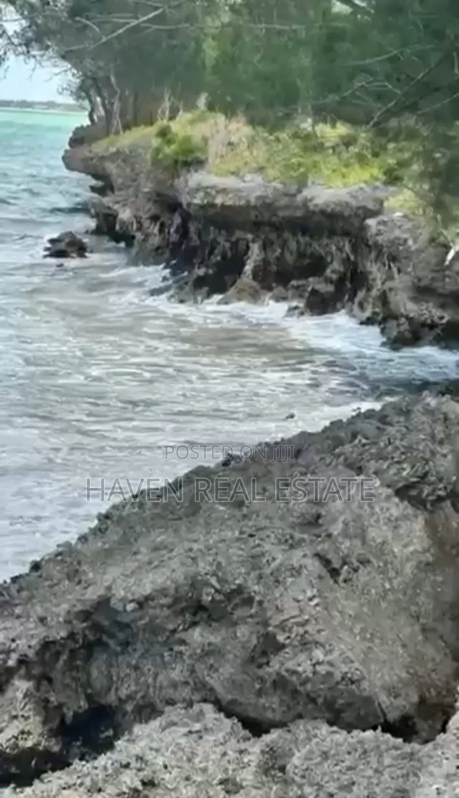 Beach Cliff for Sale at Zanzibar Uroa in Unguja South