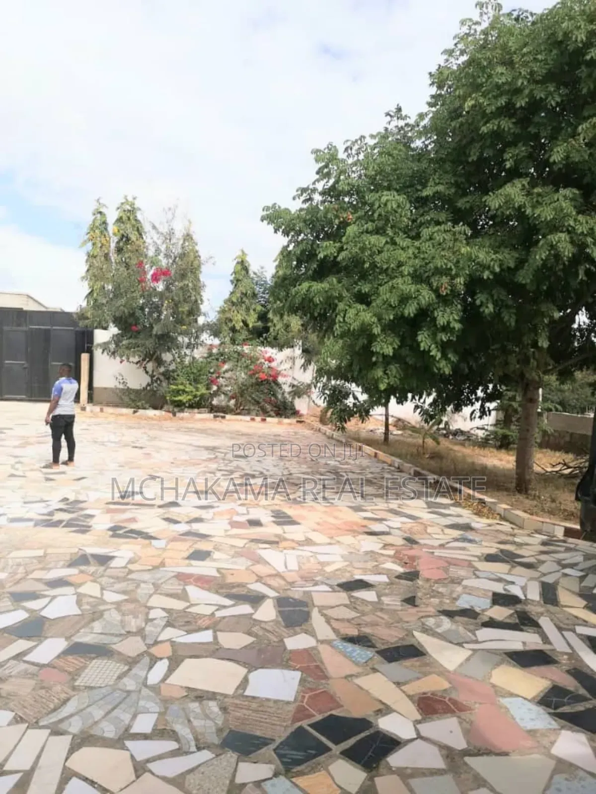 3bdrm House in Yusuph Mchakama, Goba for sale in Goba