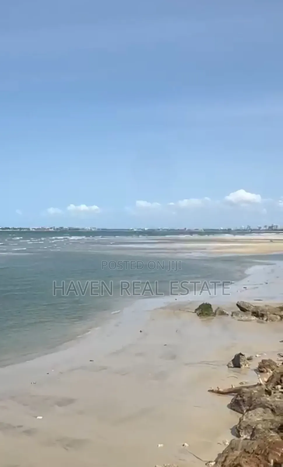 8bdrm House in Mbezi Beach for sale in Mbezi Beach