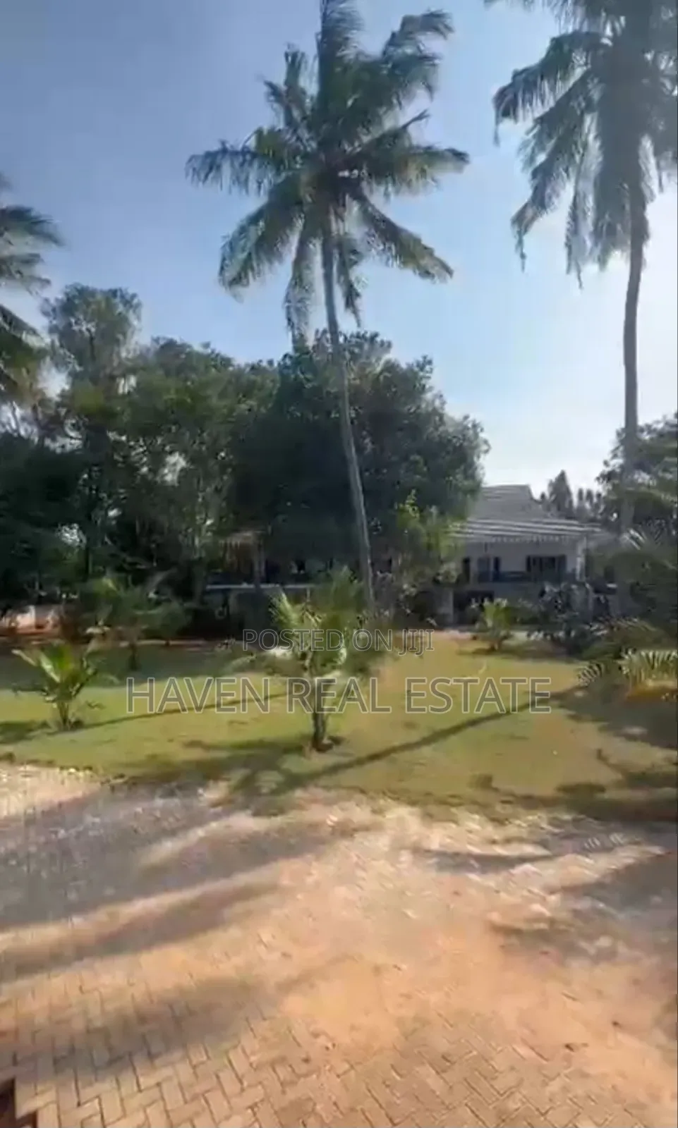 8bdrm House in Mbezi Beach for sale in Mbezi Beach
