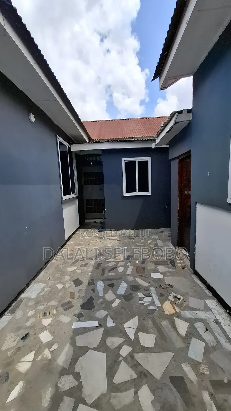 1bdrm Bedsitter in Sinza Lion for rent in Sinza