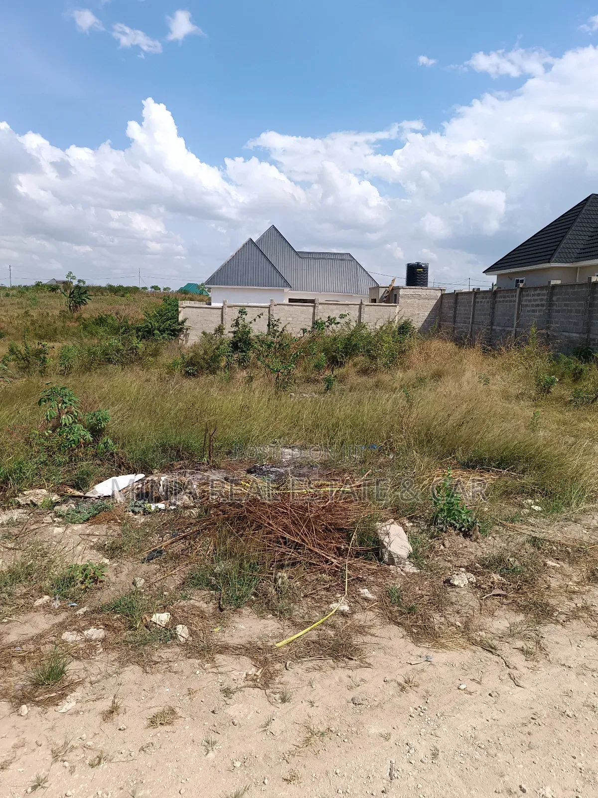 Kiwanja Kinauzwa Mabwepande Mji Mpya in Kinondoni