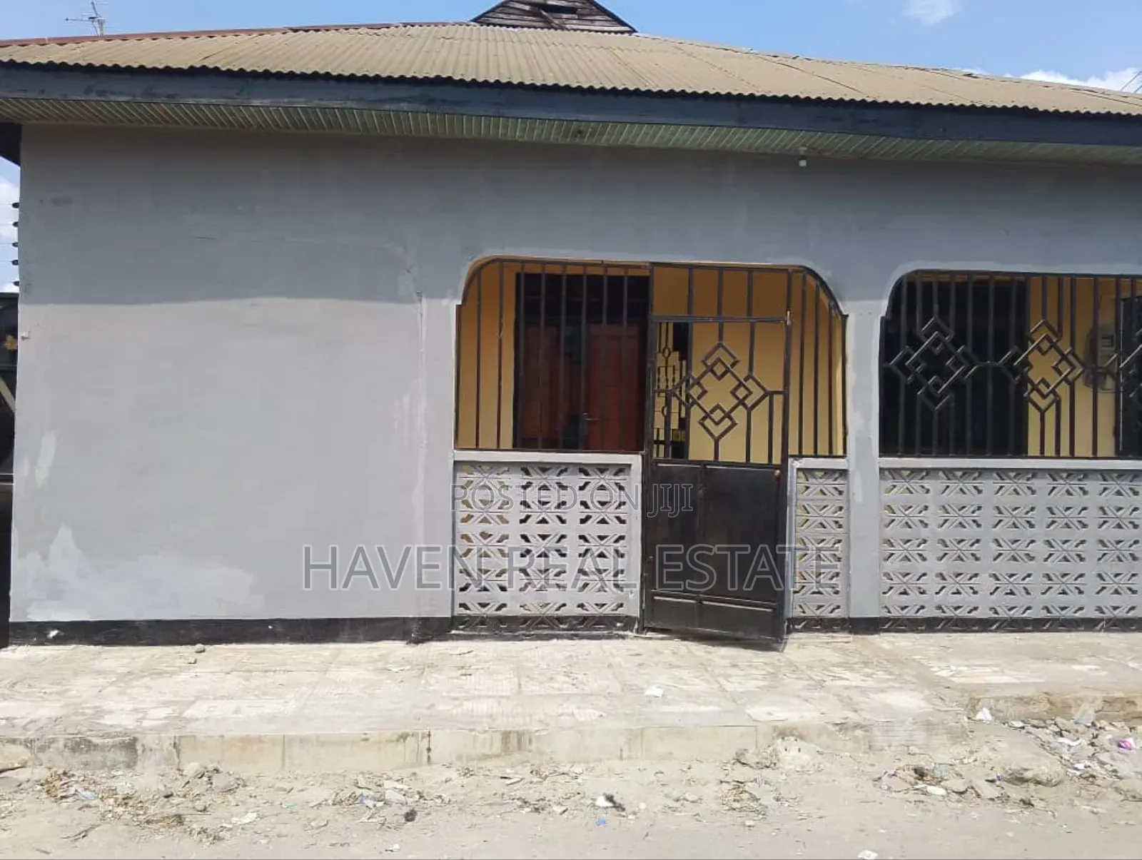 12bdrm House in Mbagala for sale in Mbagala