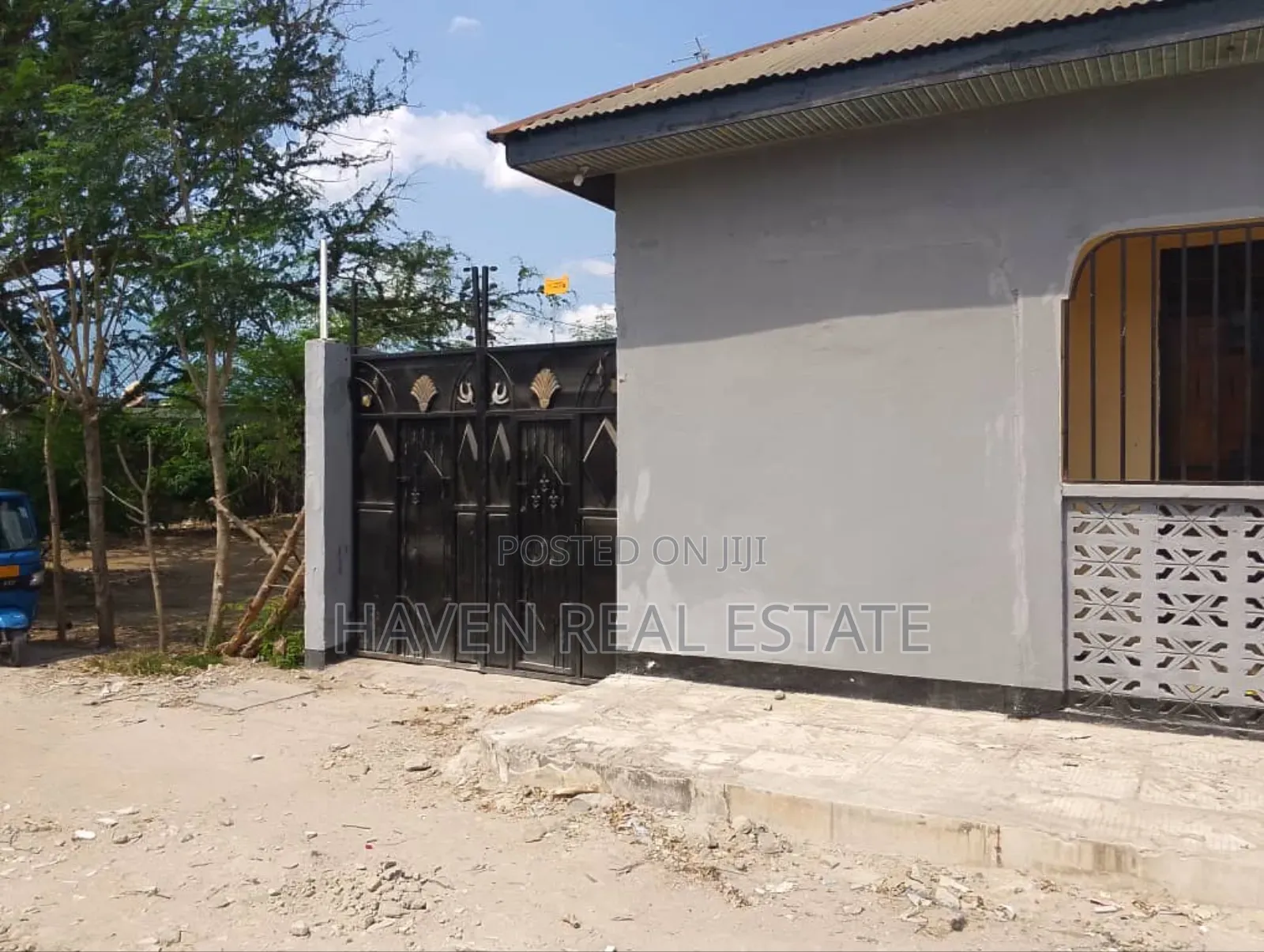 12bdrm House in Mbagala for sale in Mbagala