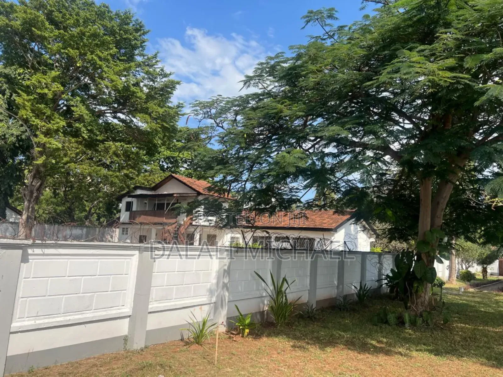 Plot for Sale 3400 SQMS in Oyster Bay