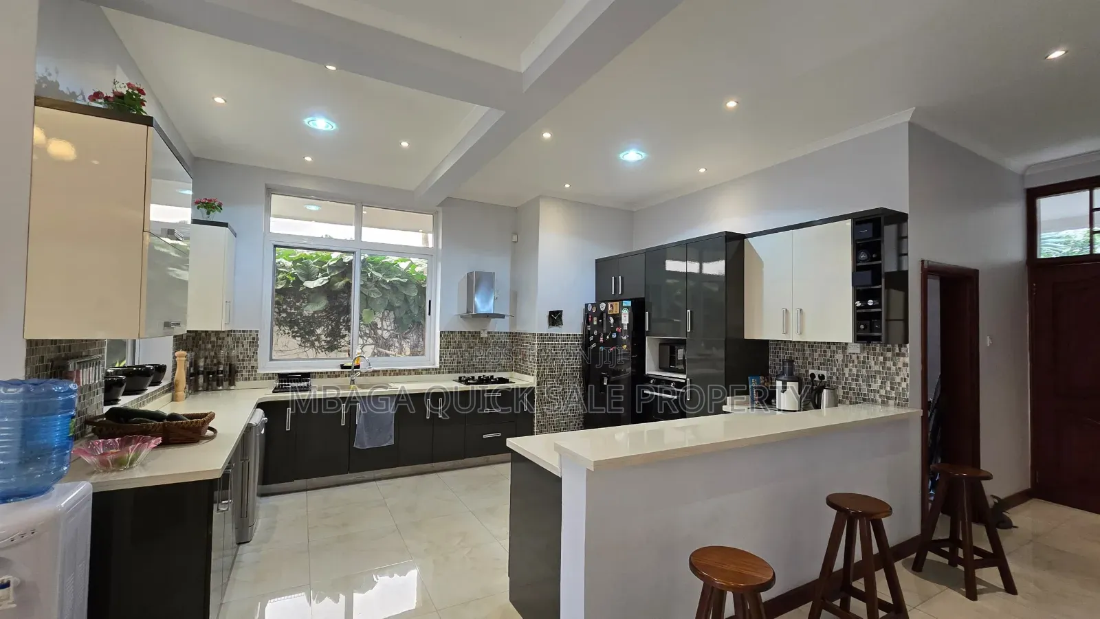 Furnished 4bdrm House in Mikocheni for sale in Mikocheni