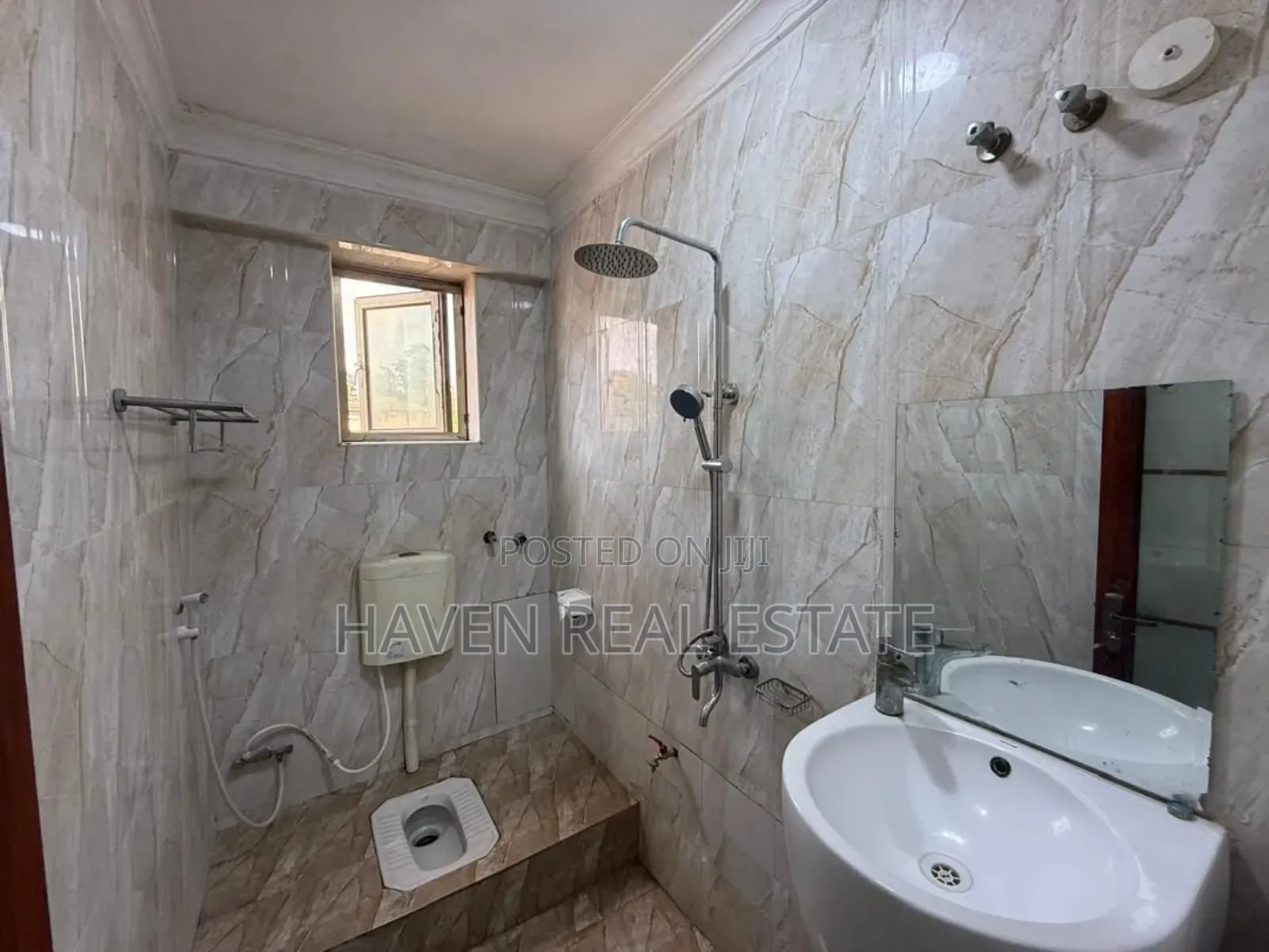 Furnished 3bdrm Apartment in Ada Estate for rent in Ada Estate