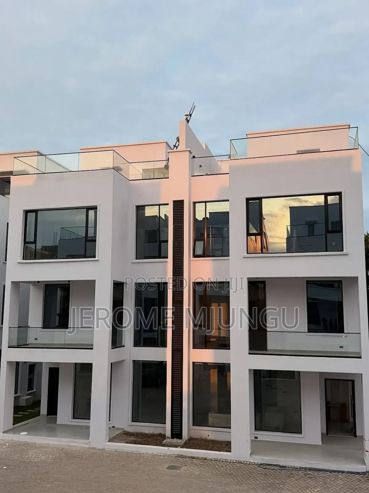 Furnished 5bdrm Villa in Oyster Bay for rent in Oyster Bay