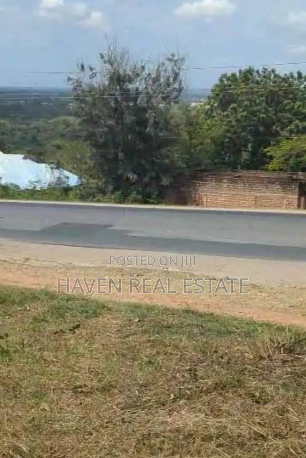 Eneo La Kibiashara Linauzwa Pugu Secondary in Pugu
