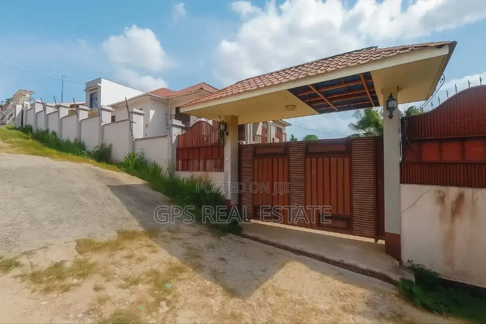 4bdrm House in Kimara, Kinondoni for sale in Kinondoni