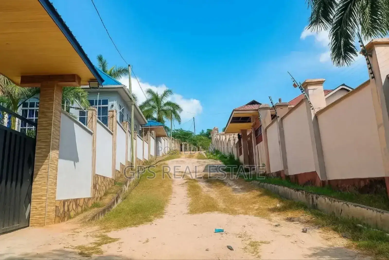 4bdrm House in Kimara, Kinondoni for sale in Kinondoni