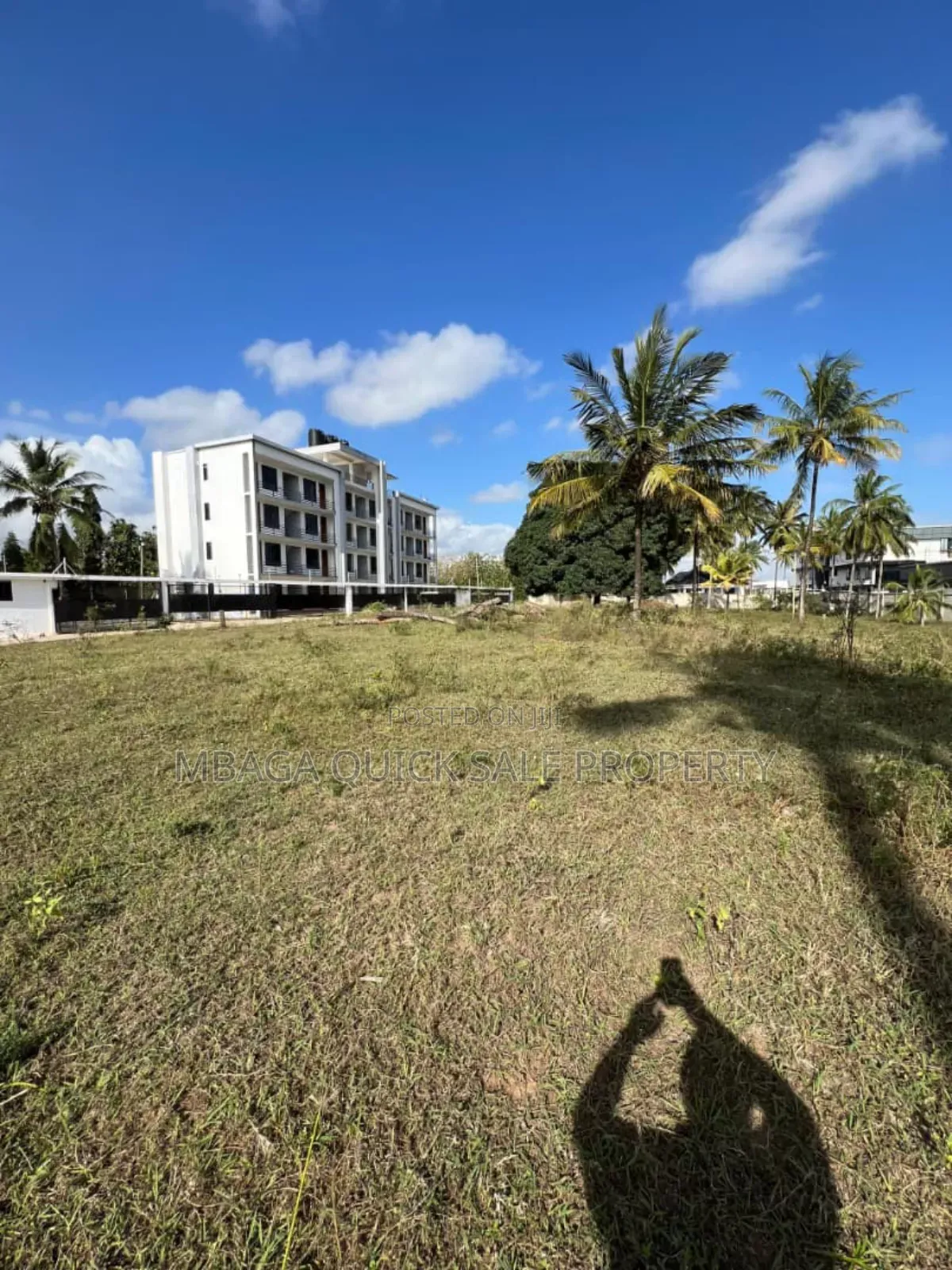 Corner Plot Area SQM 6604 for Sale at Mivumoni in Goba