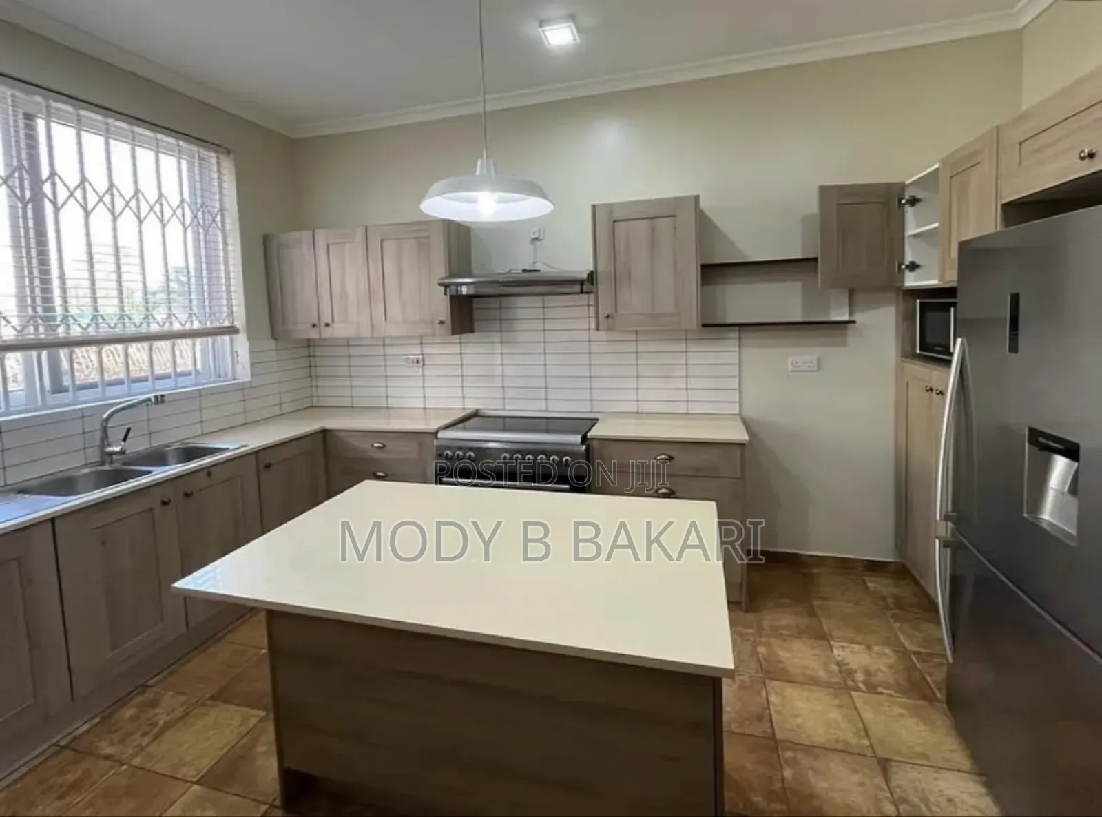 Furnished 4bdrm Villa in Oyster Bay for rent in Oyster Bay