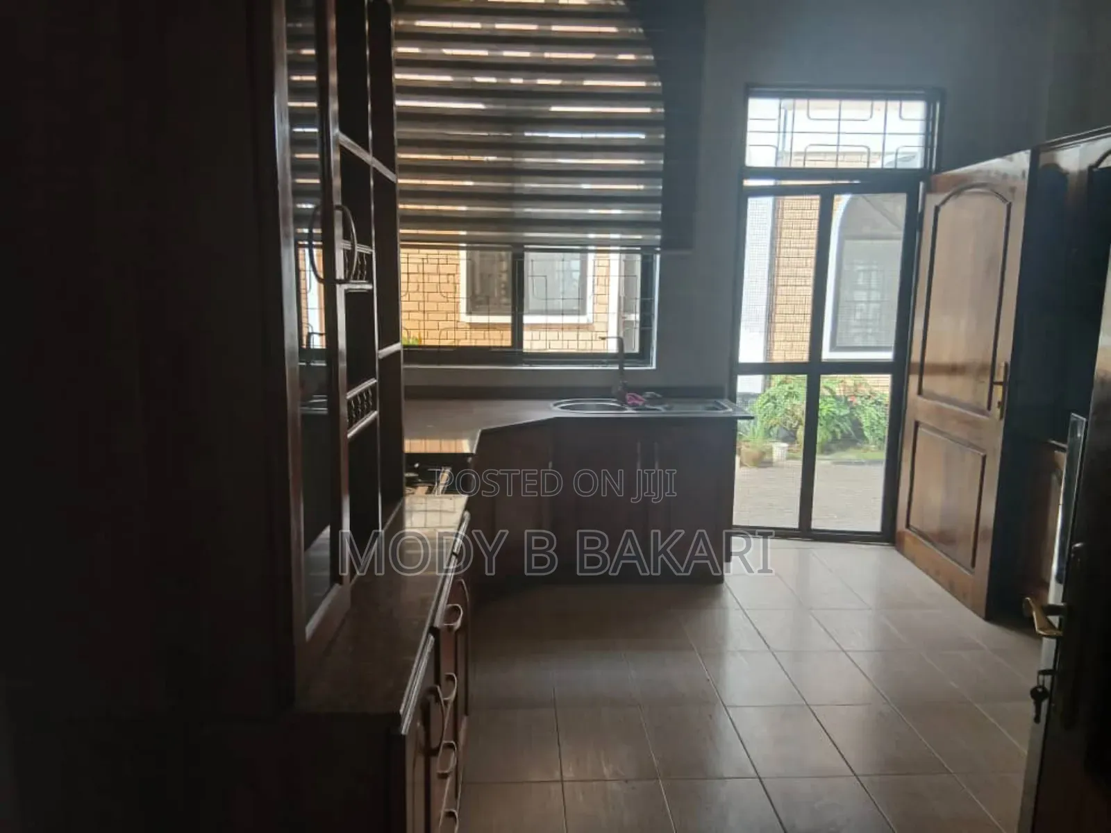 Furnished 4bdrm Villa in Mikocheni for rent in Mikocheni