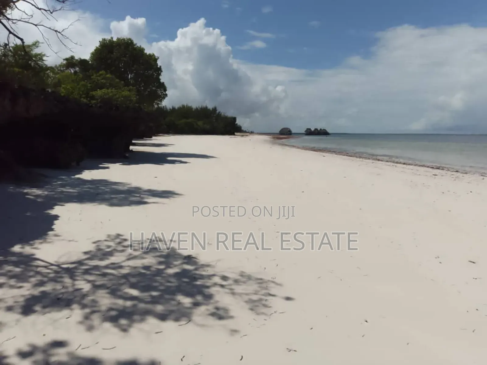 Beach Cliff for Sale at Zanzibar in Unguja North