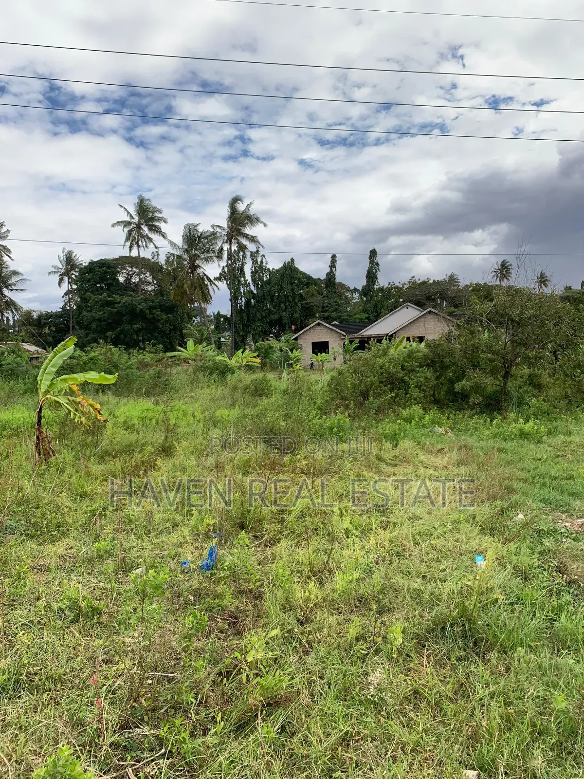 2.5acres Zinauzwa Salasala Iptl in Kinondoni