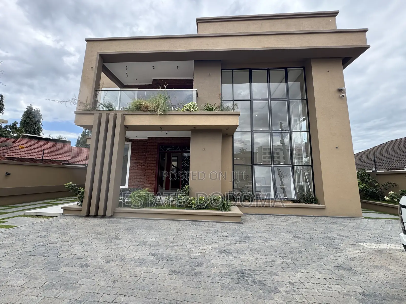 5bdrm Mansion in Mbezi Beach for sale in Mbezi Beach