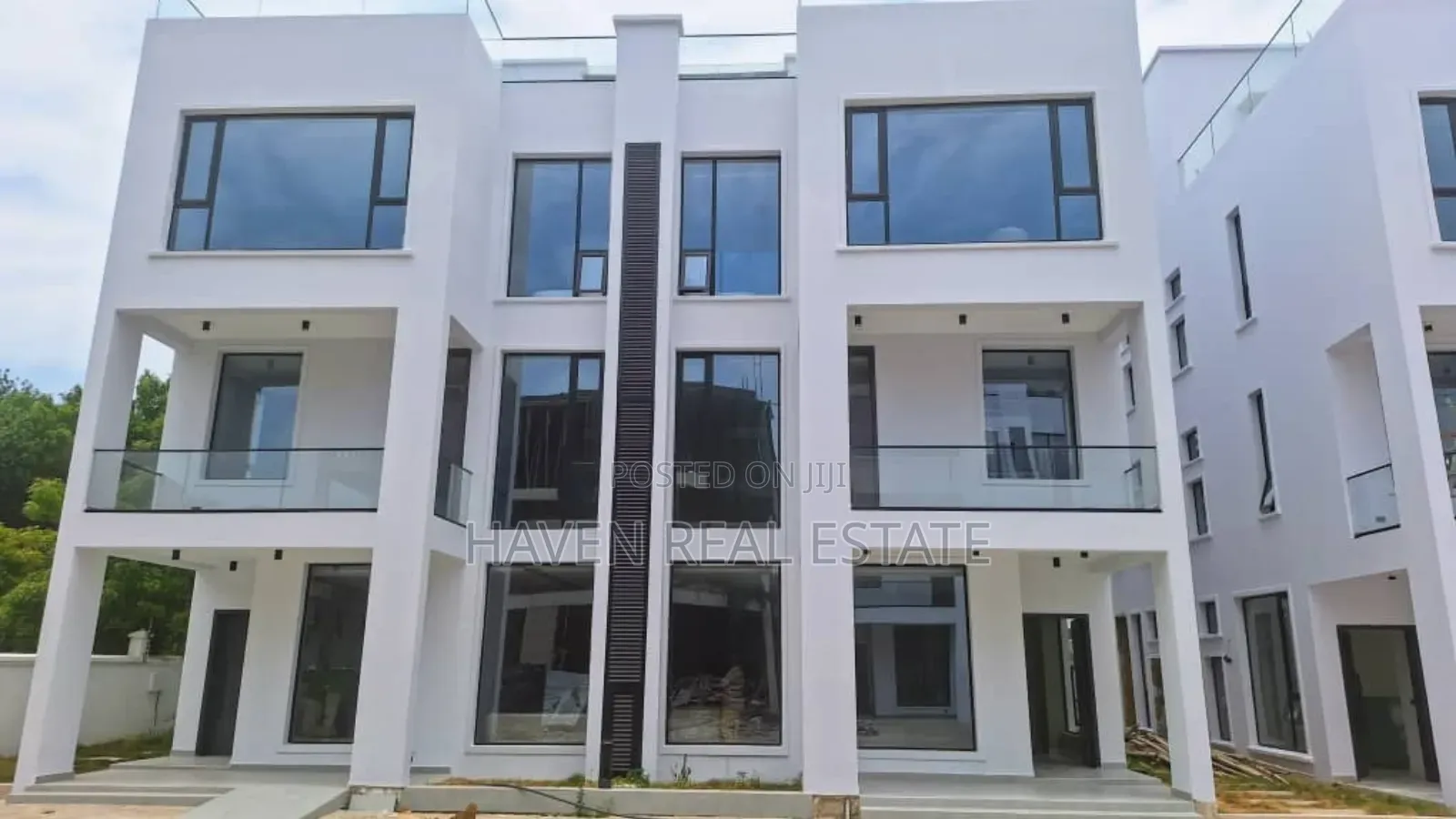 Furnished 8bdrm Villa in Oyster Bay for sale in Oyster Bay