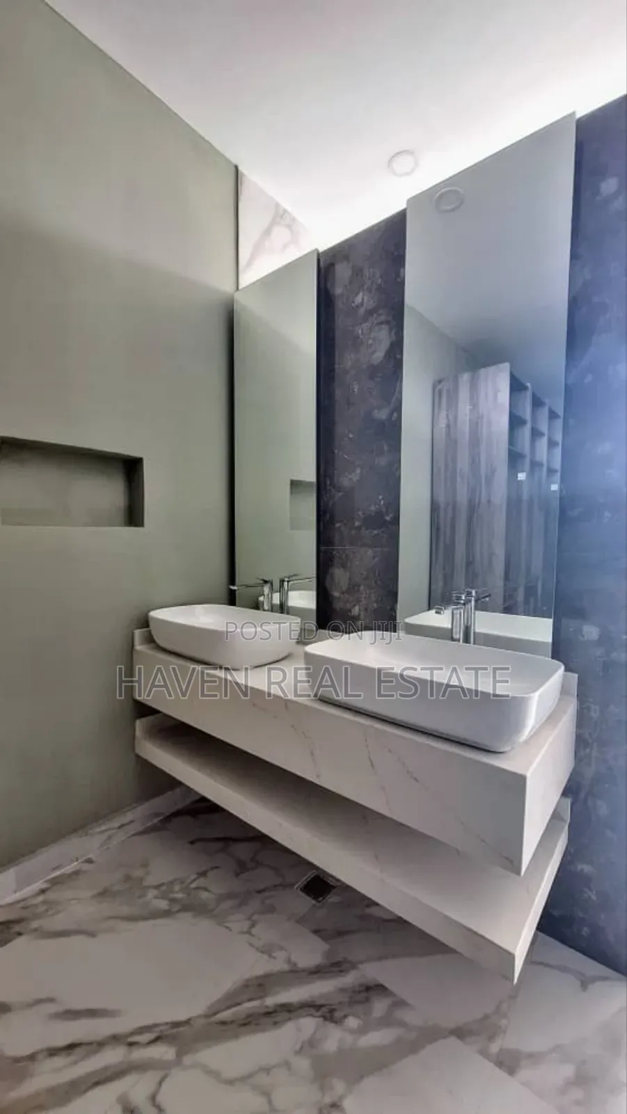 Furnished 8bdrm Villa in Oyster Bay for sale in Oyster Bay