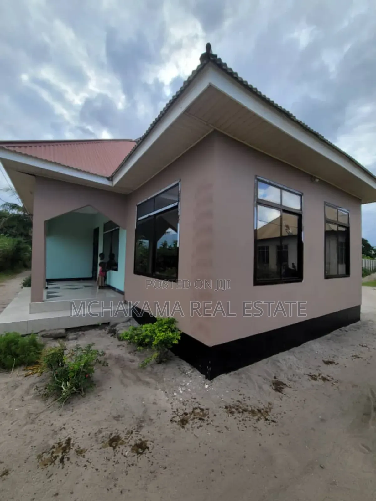 3bdrm House in Mchakama, Msongola for sale in Msongola