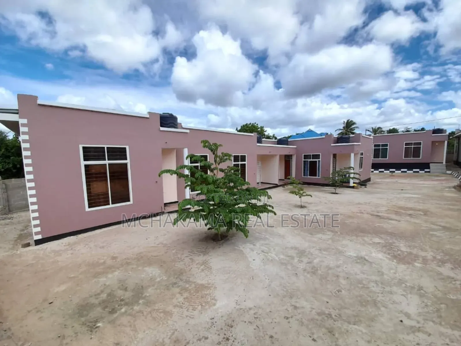 3bdrm House in Mchakama, Msongola for sale in Msongola