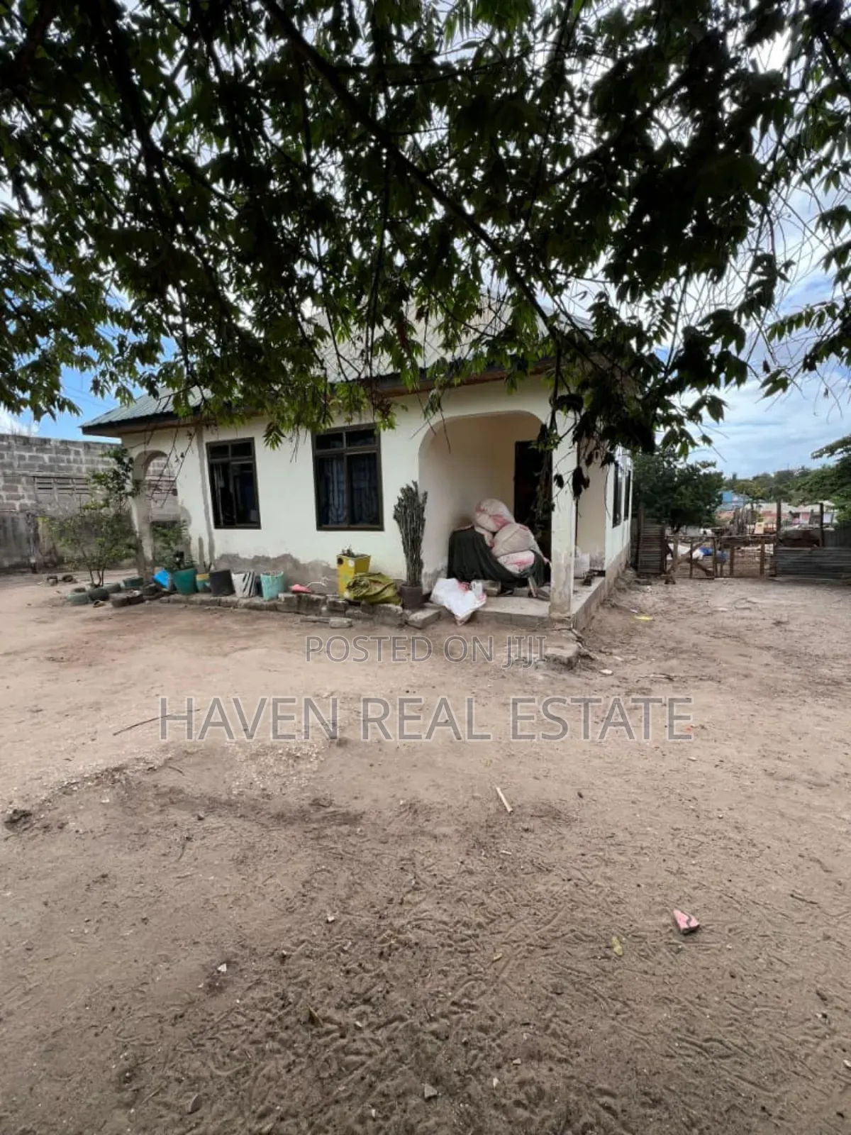 3bdrm House in Goba for sale in Goba